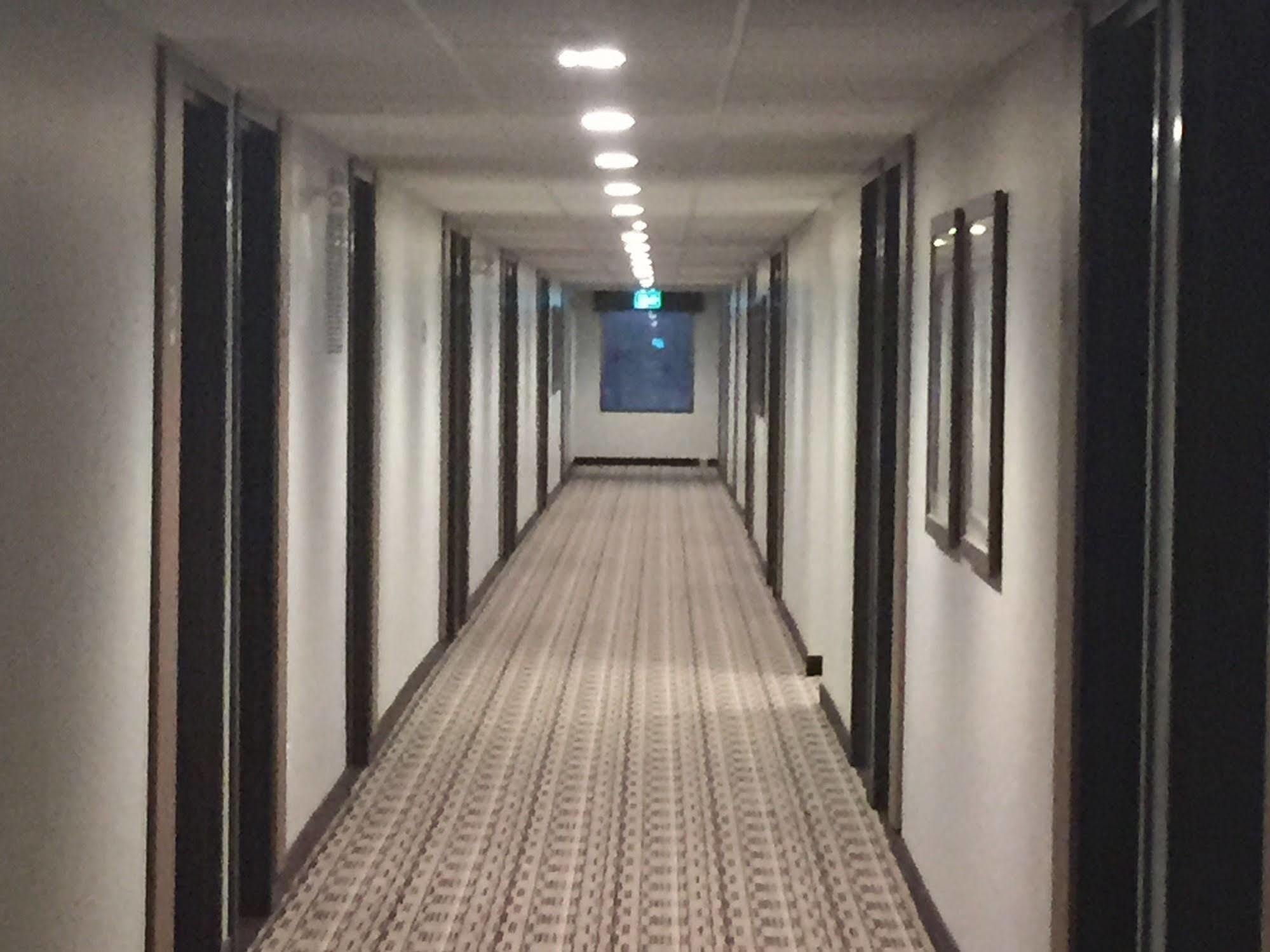 Microtel Inn&Suites by Wyndham Kirkland Lake Exterior foto